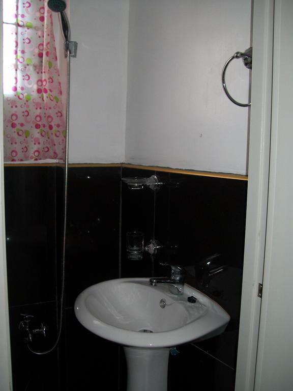 Charm Guest House Puerto Princesa Camera foto