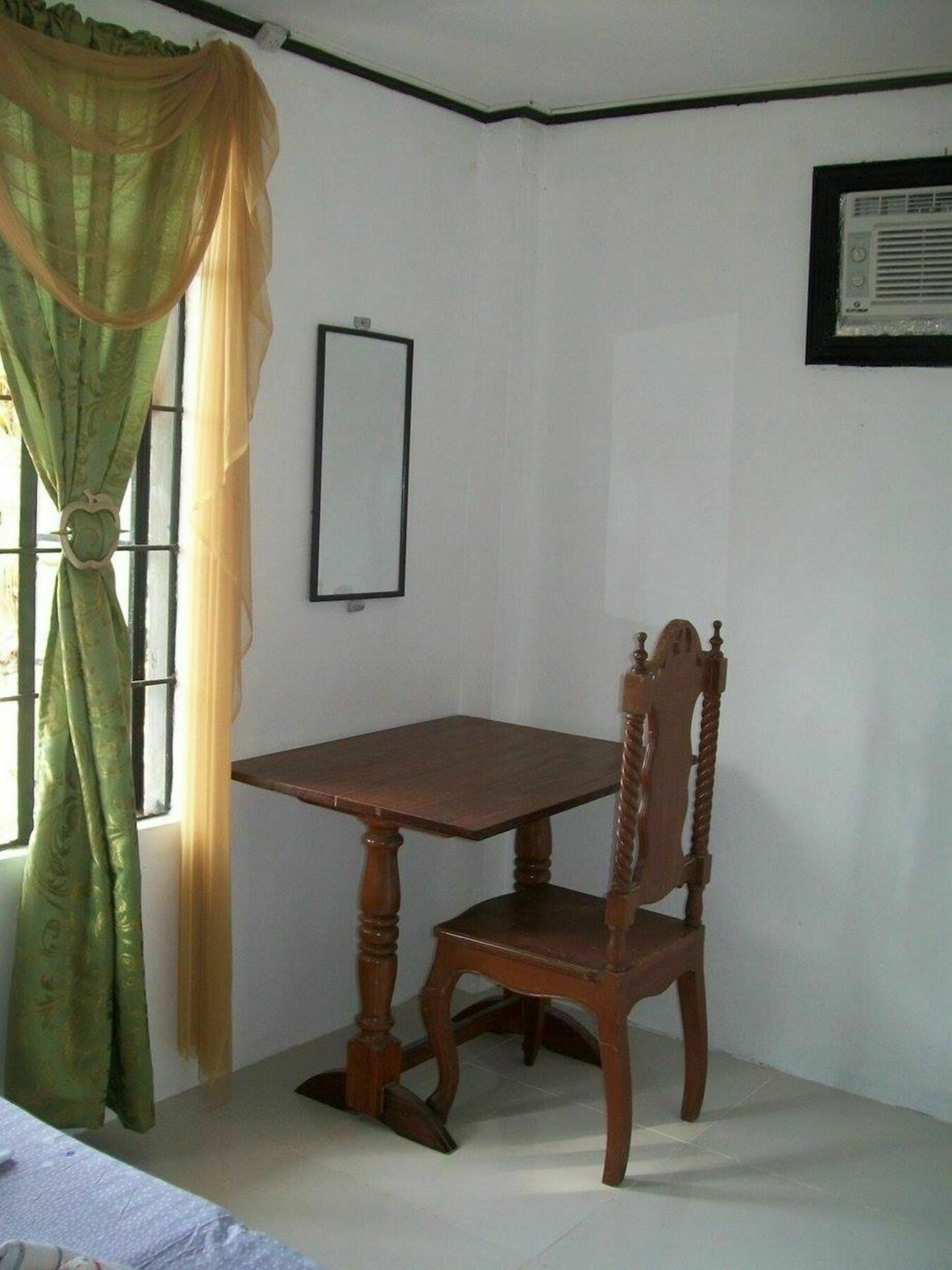 Charm Guest House Puerto Princesa Esterno foto